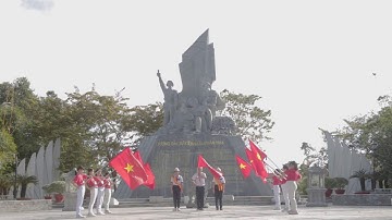 Bài dự thi Thiếu nhi hát Quốc ca tại địa chỉ đỏ