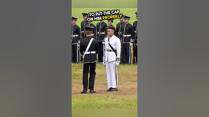 This soldier gave his friend a great help ❤️ #kindness #love #shorts