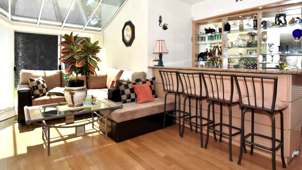 6363 Buckingham Dr,Burnaby - Real Estate Virtual Tour - Geoff JarmanPersonal Real Estate Corporation