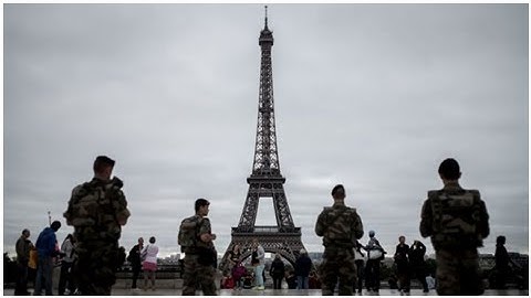 Eiffel Tower Tightening Security With Bulletproof Glass World Today