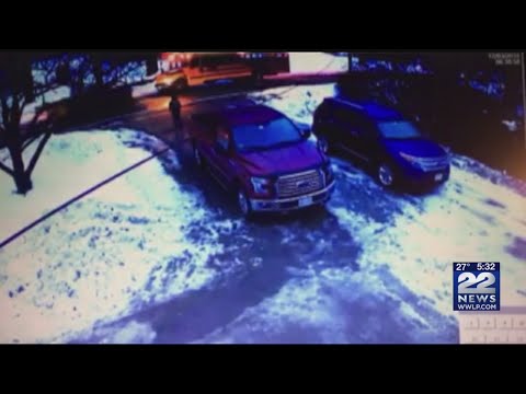 Video: Driver ignores school bus flashing stop sign while boy crosses street