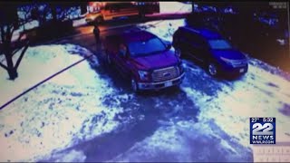 Video Driver Ignores School Bus Flashing Stop Sign While Boy Crosses Street