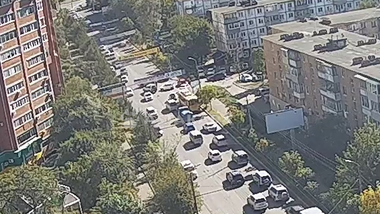 ДТП Владивосток 3 октября Suzuki Swift и Prado ул. Русская Astakada ДТП Владивосток 3 октября Suzuki Swift и Prado ул. Русская Astakada