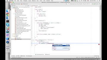 Create Linked List in Swift + helper class