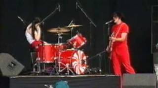 The White Stripes - I Think I Smell A Rat - Reading - 2002