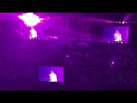 张韶涵演唱会大翻车，全程跑调让人唏嘘