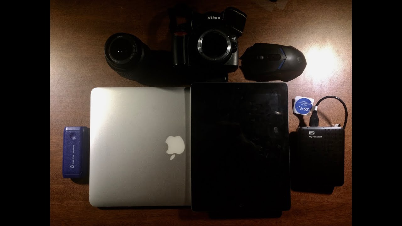 What's in My Tech Travel Bag 2018