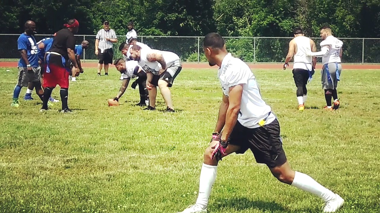 Flag Football U-Boyz vs Primetime(18)