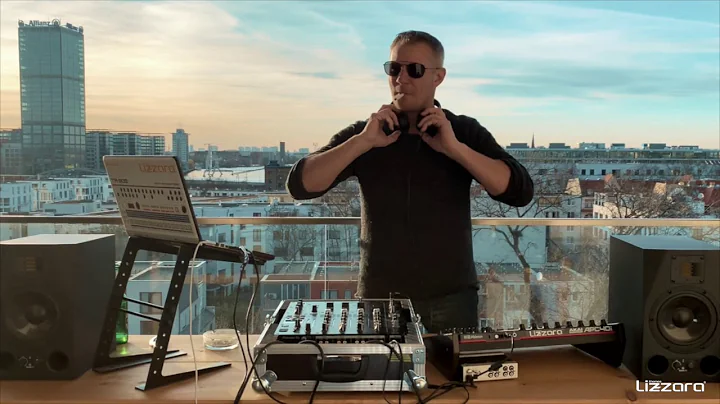 Thomas Lizzara Live from Berlin, music for your mi...