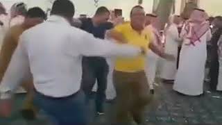 رقص شباب مصري ف السعوديه 😂😂😂