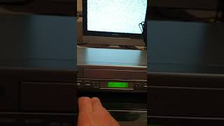 19 magnétoscope sharp VC-FH310