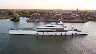 The 109m/ 357ft Bravo Eugenia left Oceanco today