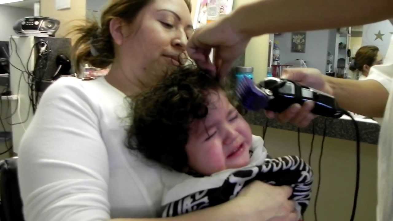 Baby's first haircut - YouTube