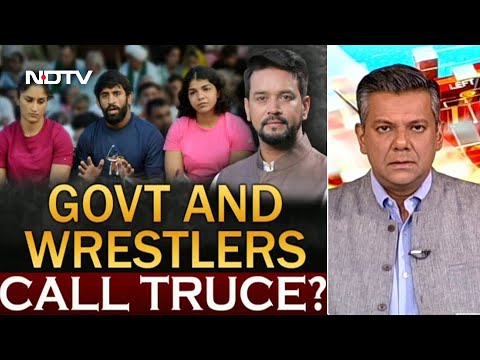 Government And Wrestlers Call Truce? | Left, Right backslashu0026 Centre - NDTV