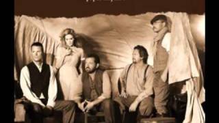 Video thumbnail of "Alison Krauss & Union Station - Dimming Of The Day"