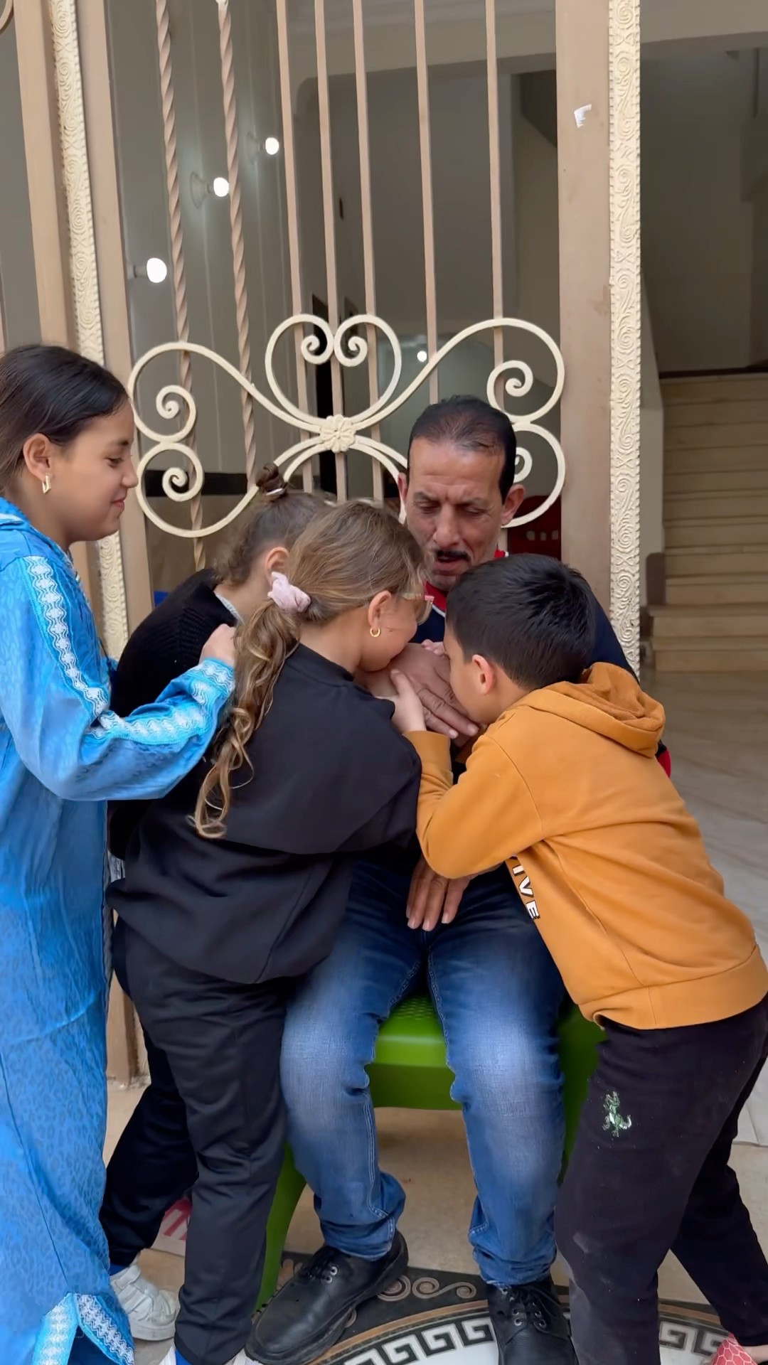 في حياتنا ناس هما الاساس