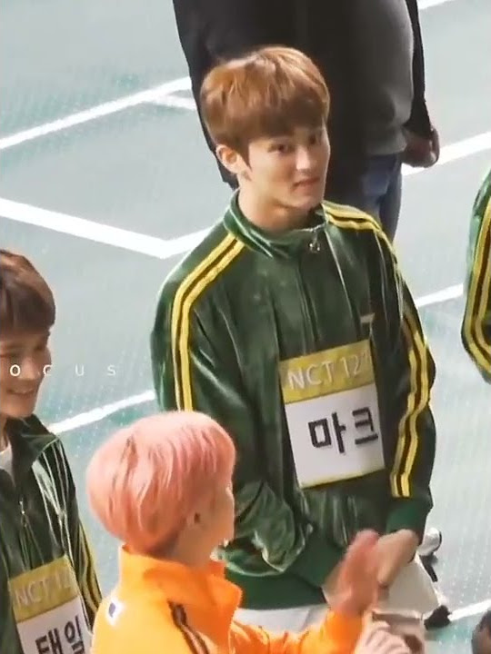 The interaction between iKON and NCT is so funny #jinhwan #mark #taeil #yuta #ikon #nct #isac2019