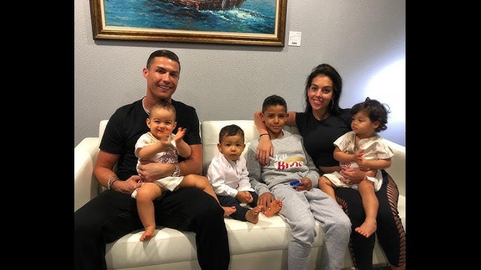 Cristiano Ronaldo bientôt papa de six enfants - La Voix du Nord