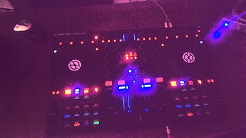 Traktor kontrol S4 problem.