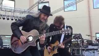 The Doobie Brothers: Slack Key Soquel Rag/South City Midnight Lady (4/19/15 - Loveland, CO) chords