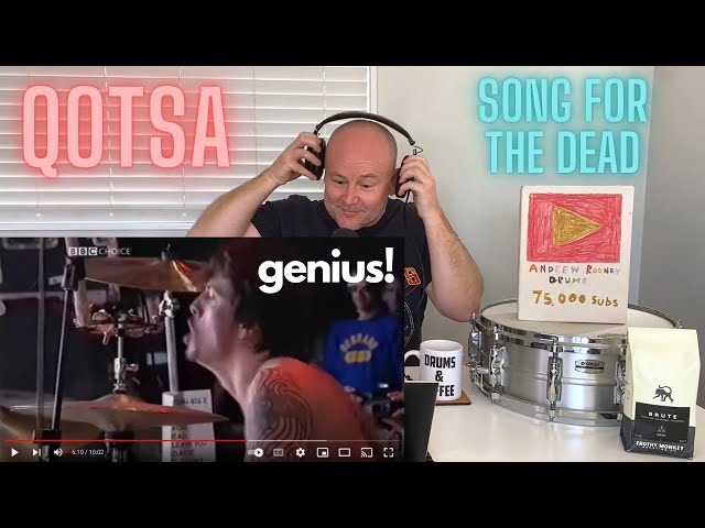 Drum Teacher Reaction: Queens of the Stone Age ft DAVE GROHL - Song for the Dead (Glastonbury 2002) class=