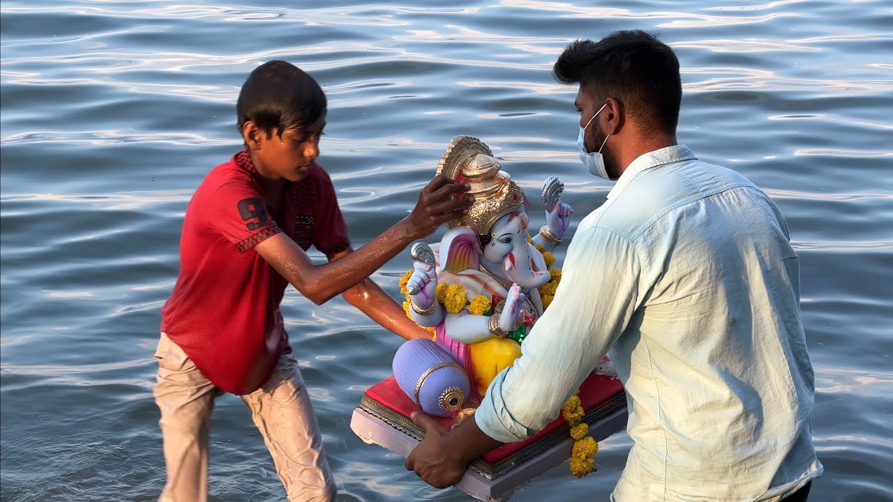 Ganesh Nimajjanam At Tankbund Hussian Sagar 2022 3rd Day Ganesh 