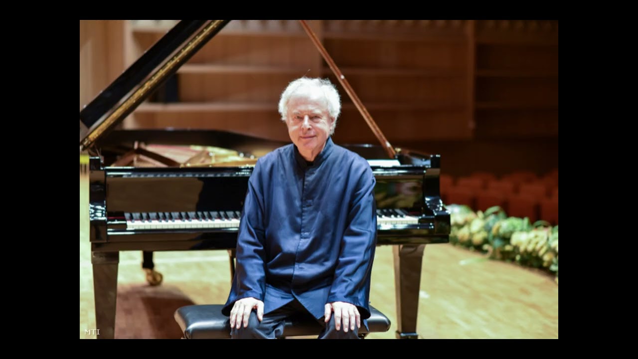 András Schiff - Franz Schubert: Piano Sonata in A-major, D. 959.