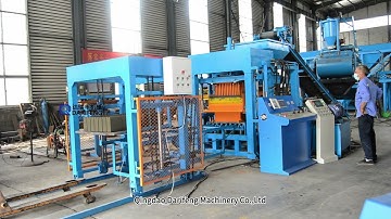 QT4-15 block machine with batching machine and JSmixer