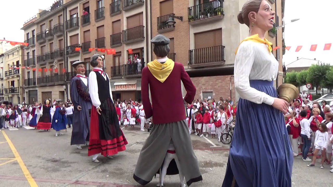 COMPARSA DE GIGANTES Y CABEZUDOS DE LODOSA-FIESTAS 2015