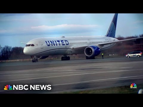 Passengers injured when United Airlines flight experiences severe turbulence