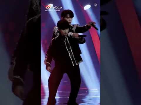 【时代少年团】2020微博之夜TNT《要你管》，单人多角度直拍，现场高清饭拍视频合集 贺峻霖直拍1