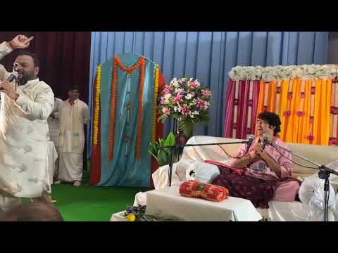 जापान के श्याम भक्त कन्हैया मित्तल जी के भजनों का आनंद लेते हुए #ramkatha #japan #kanhiyamittal