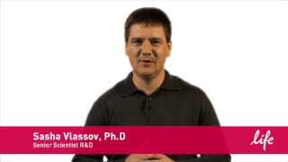 How does the Total Exosome RNA and Protein Isolation Kit work?