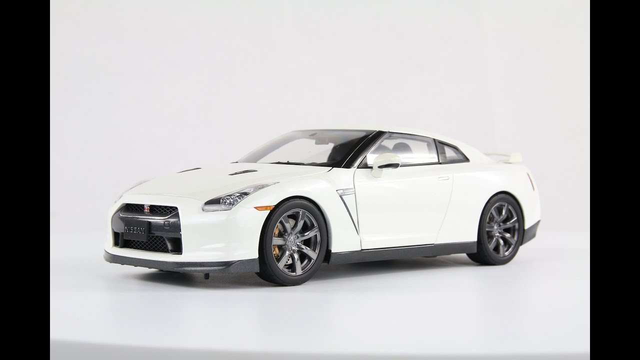 Nissan GT-R 1/18 Kyosho - Unbox and review - YouTube