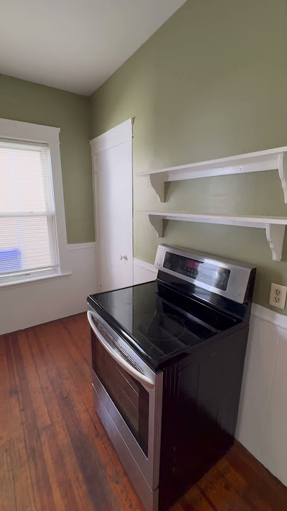 154 Oakland Avenue Unit 1 Providence, RI 02908- Stonelink Property Management