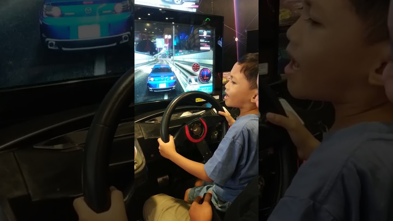 Main di FUN WORLD CSB Mall Cirebon