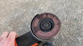 How to quickly free up an angle grinder disc that's super stuck