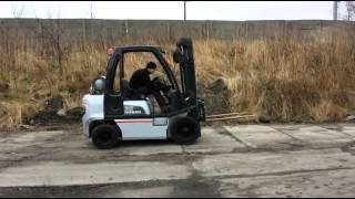 Wózek Widłowy Nissan Ud02A25Pq Forklift
