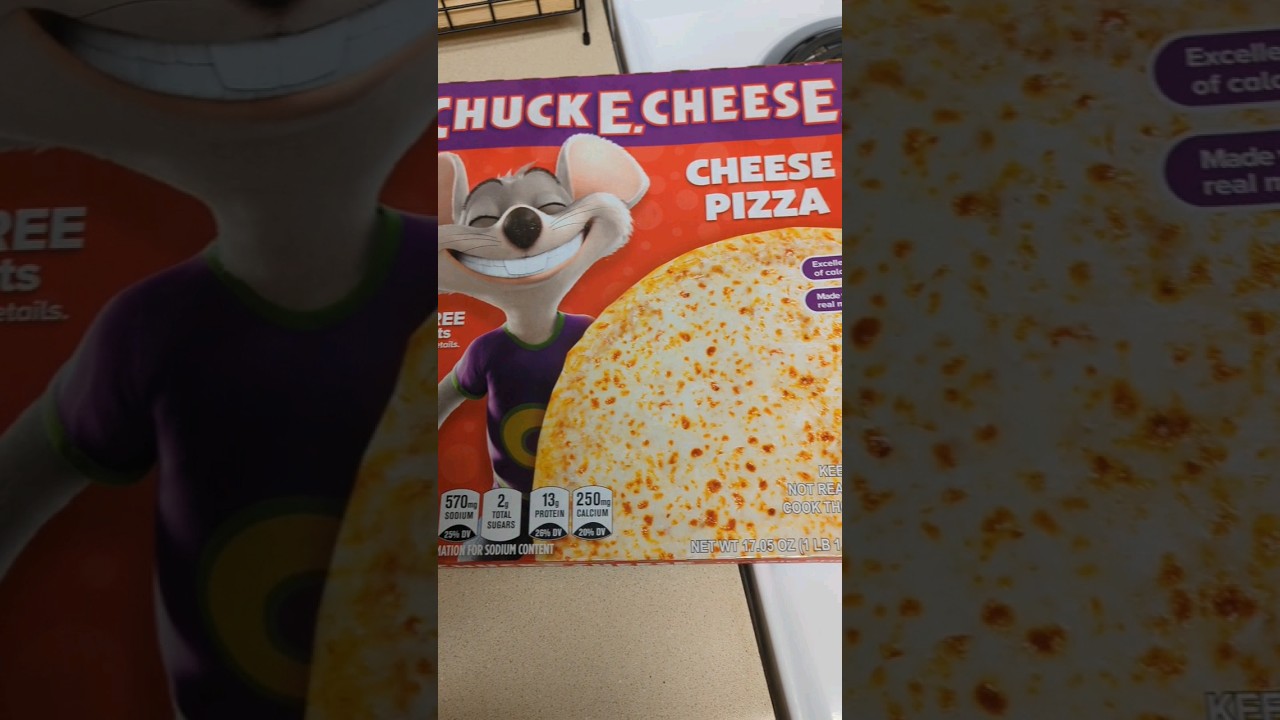 Chuck E. Cheese Pizza🍕 #shortvideo #shorts #chuckecheese #trywithme #myreview #foodreview