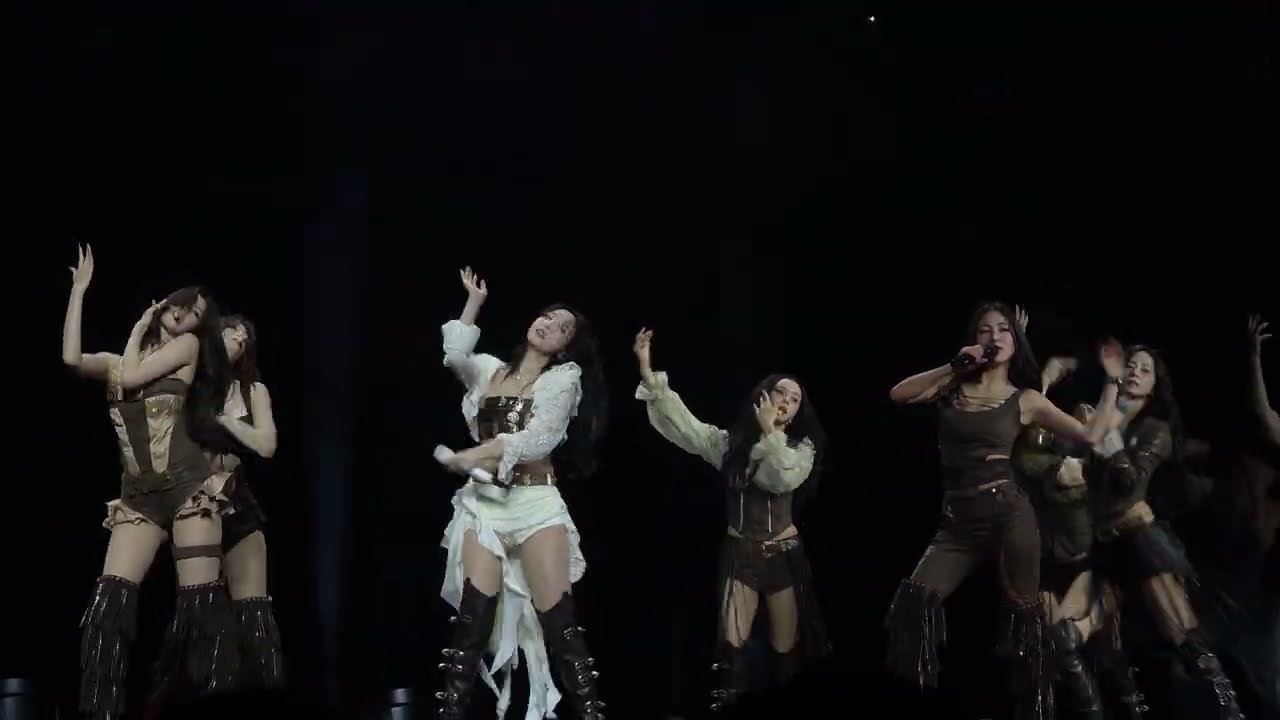 TWICE - CRY FOR ME 4K60 @ UBS Arena Elmont NY 260220