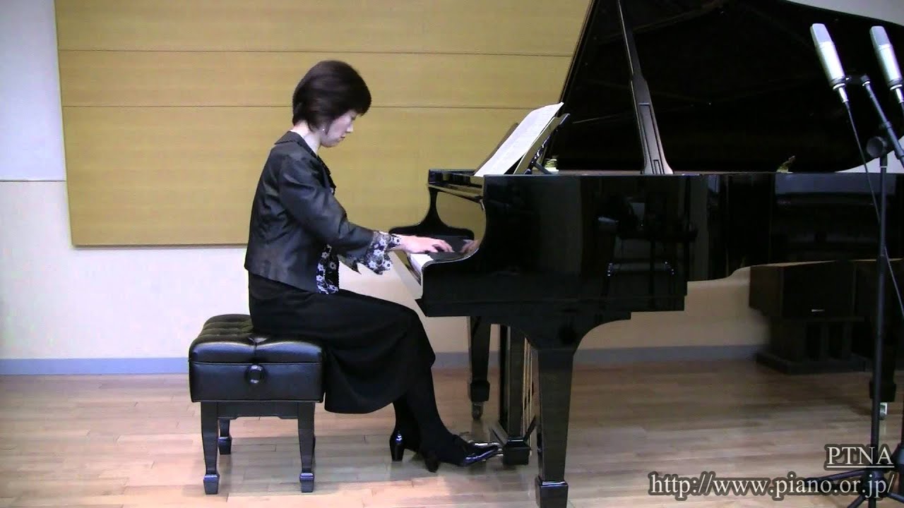 シューマン／子供の情景 1. 見知らぬ国 Op.15／演奏：金子恵 - YouTube