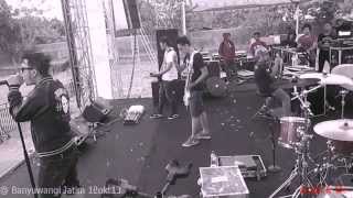 Five Minutes aku patut membenci dia *checksound