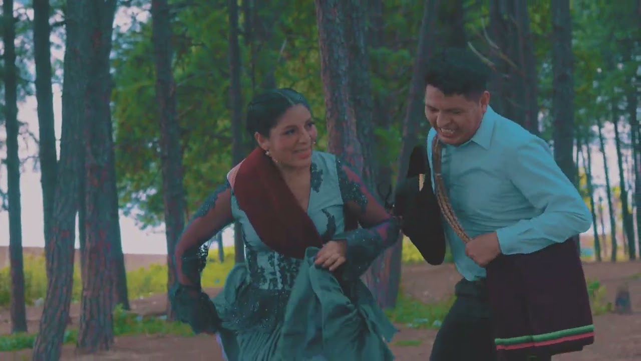 Juan Ballejos y los Triundadores del Charango - Zapateo Mojocoyano