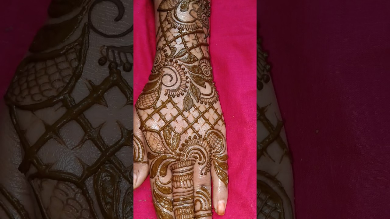 back hand beautiful mehndi design 😍❤️