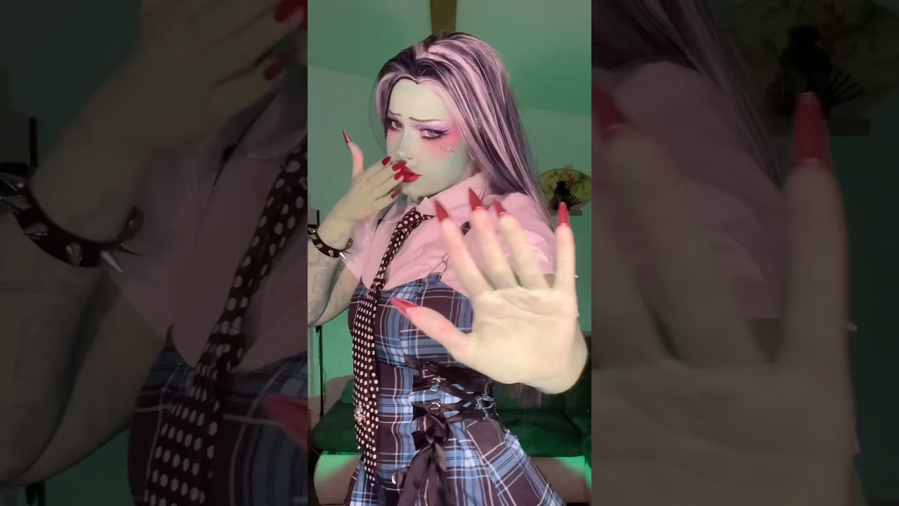 wait !! #cosplay #makeup #halloween #frankiestein #monsterhigh