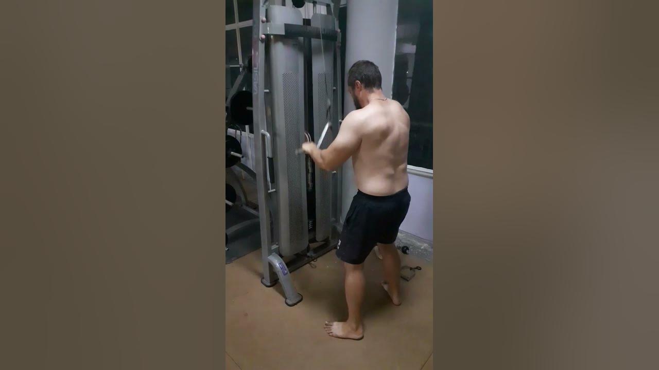 Игорь Выборнов трицепс