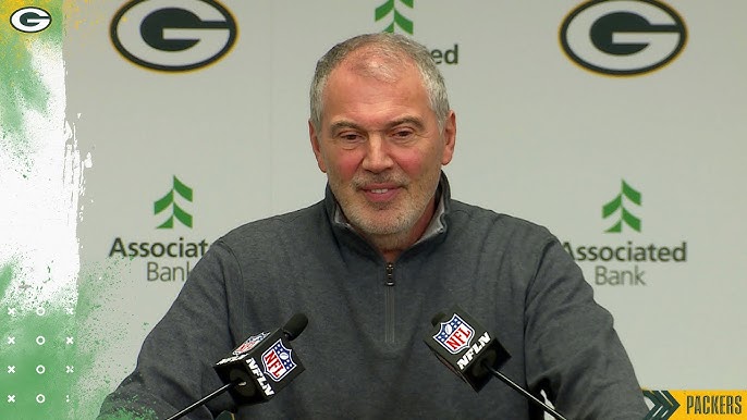 Tom Clements sees a hybrid of old and new in Rodgers’ play