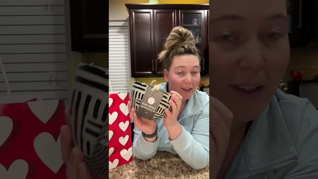 Valentine S Gift Ideas For Teens So Excited Valentines Loveyou Teen Girlmom