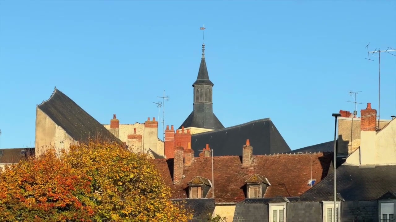 Découvrir Nevers sous les couleurs d’automne : nature, Loire et émotions