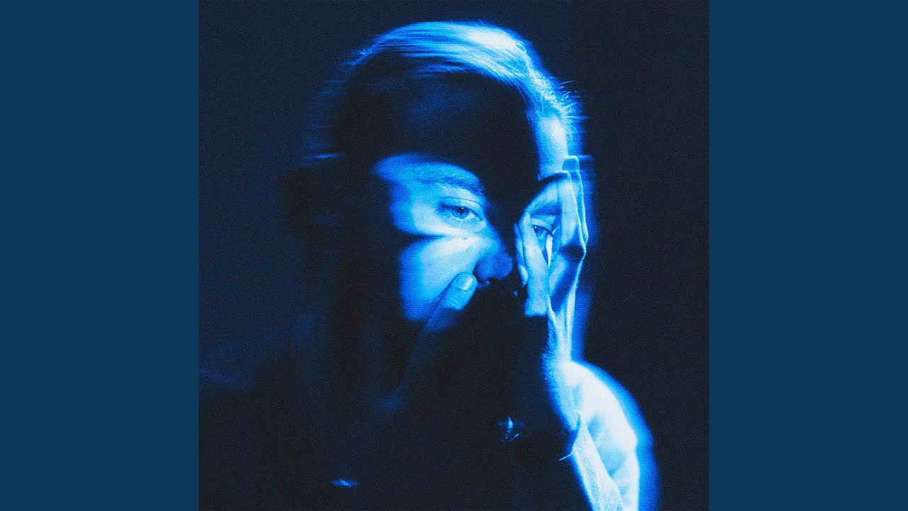 Fleeting Time, Mr. Red, and the Falling Leaves